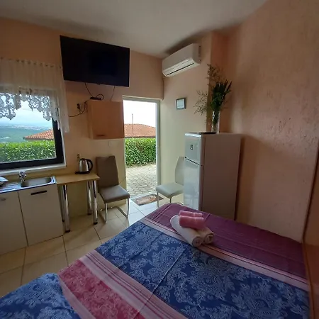 Maria 3* 오파티아