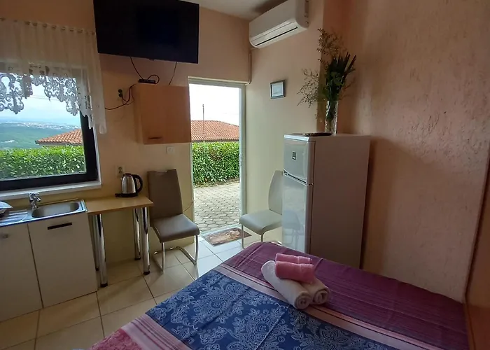 Maria * أوباتيا